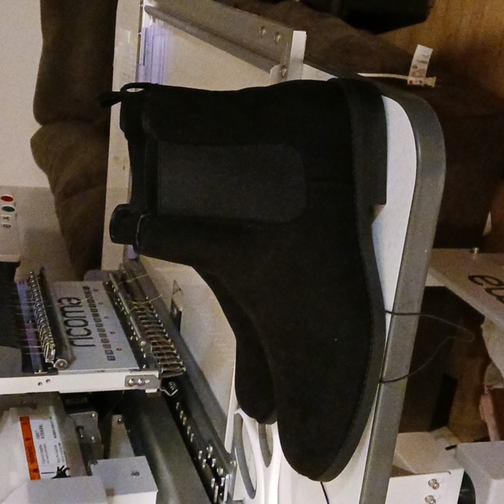 Size 10 black faux suede chelsea boot